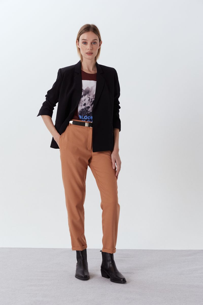PANTALON CAPRI ESENCIAL