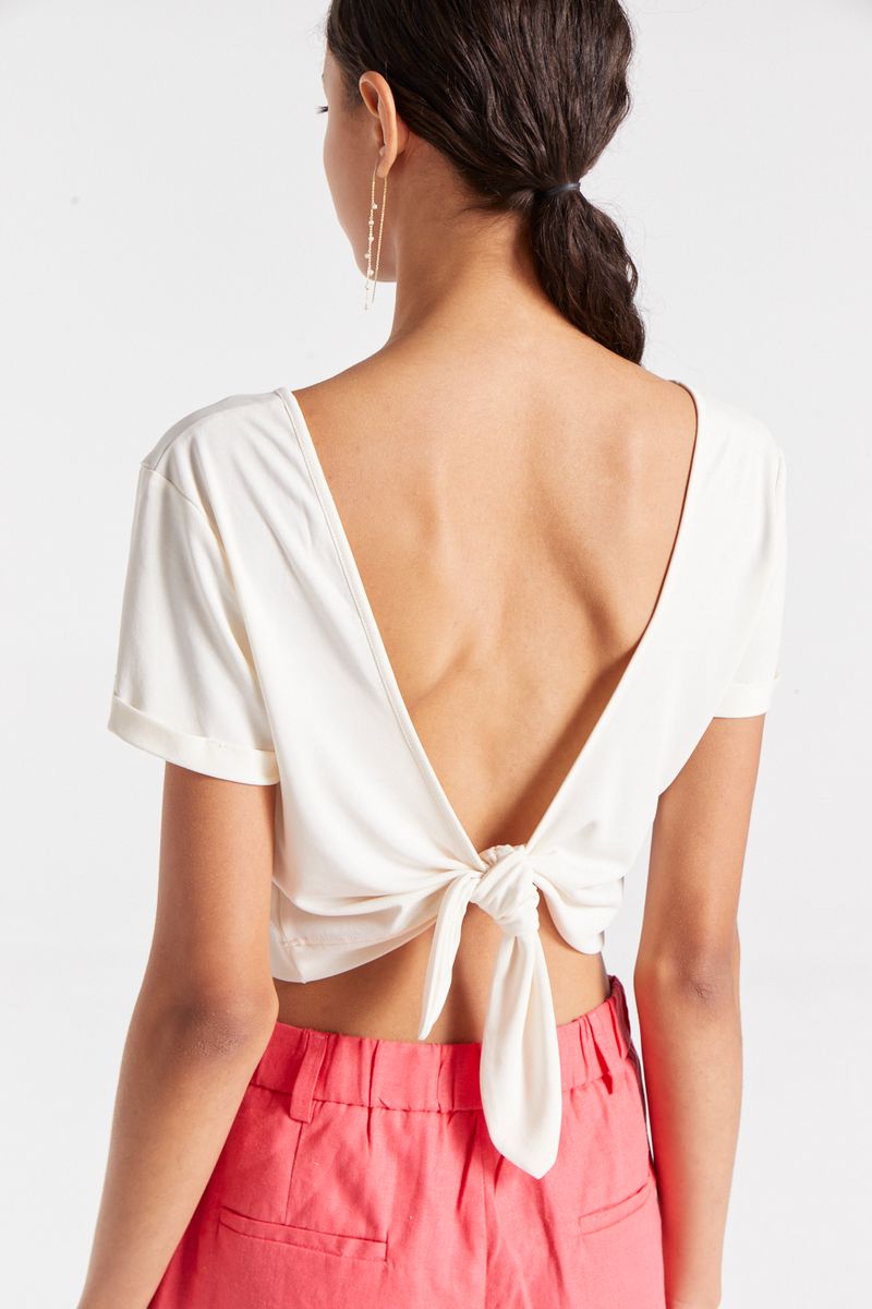 REMERA LOW BACK VICTORIA