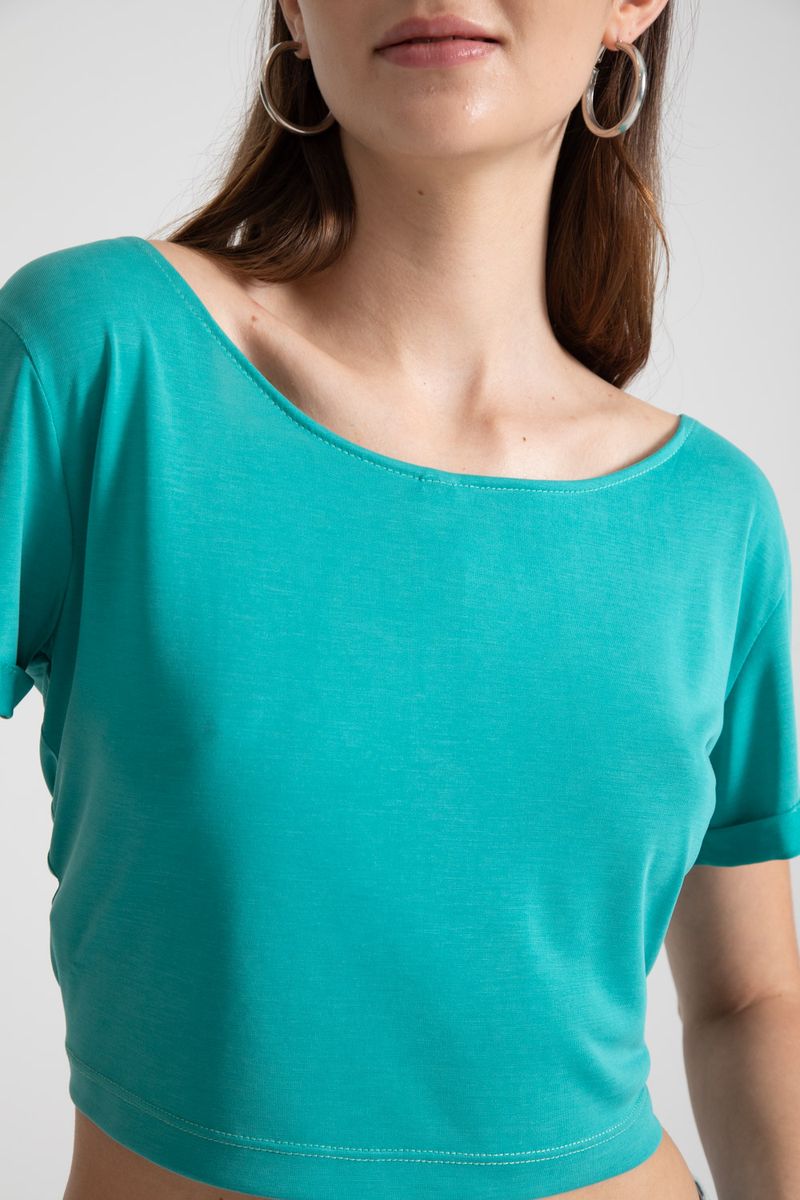 REMERA LOW BACK VICTORIA