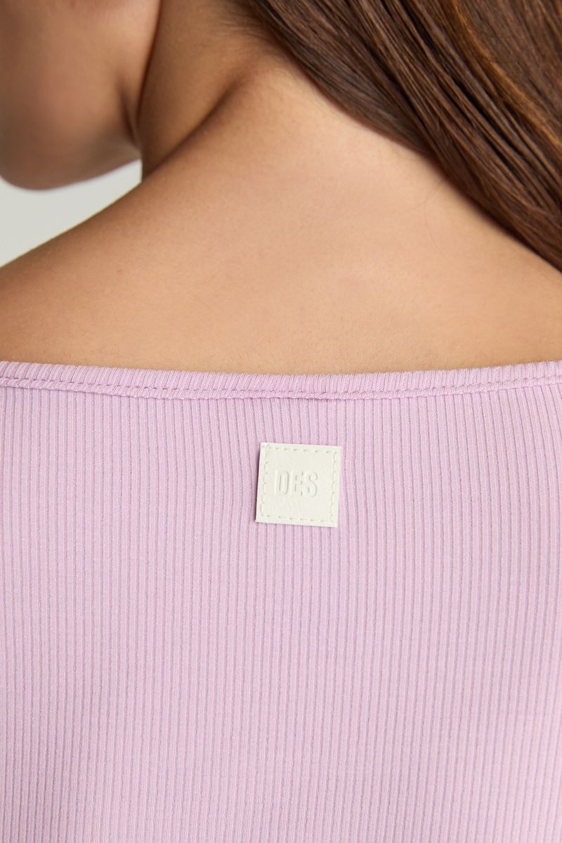 REMERA RIBBED CROP DES C