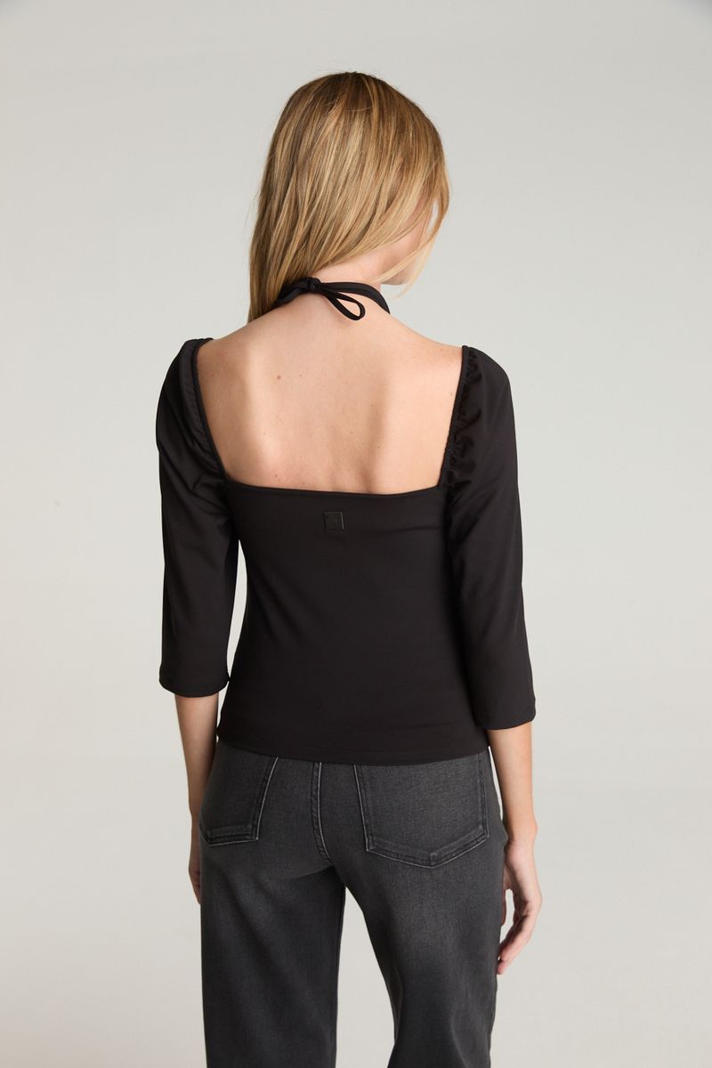 REMERA LACE UP BEA