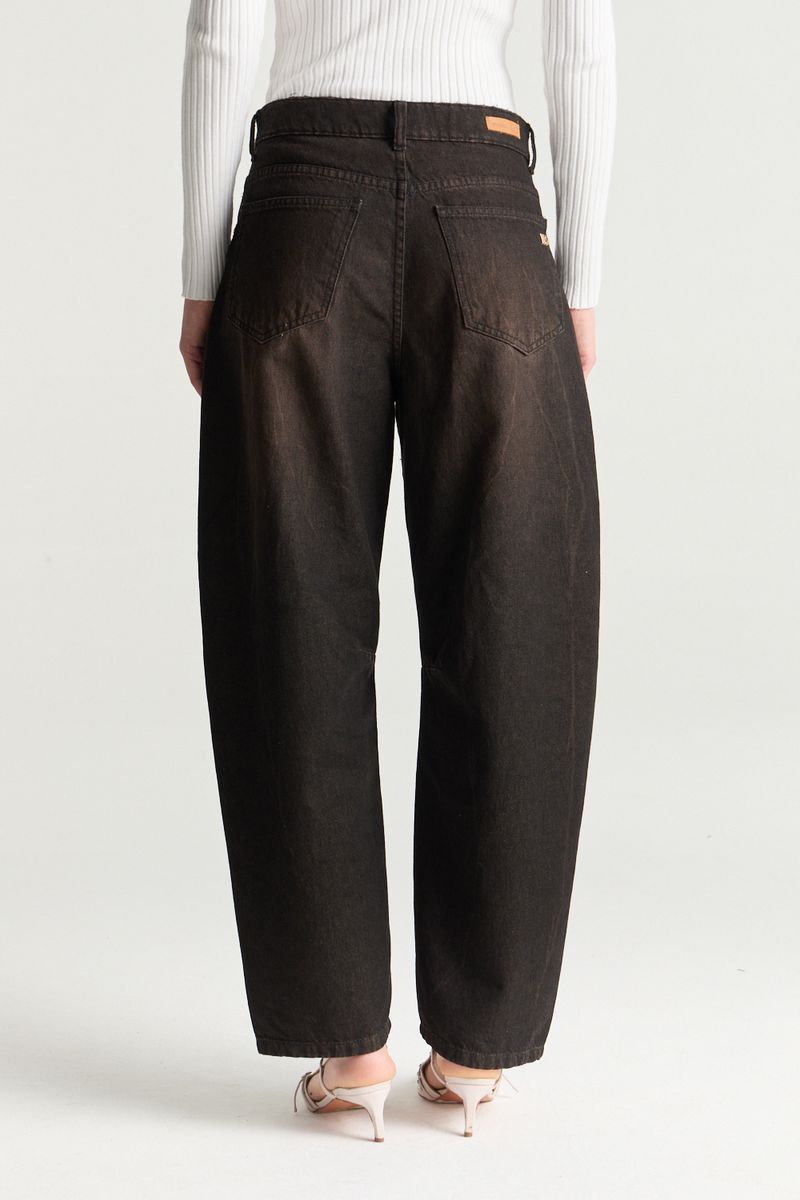 JEAN LYLA BROWN CARROT