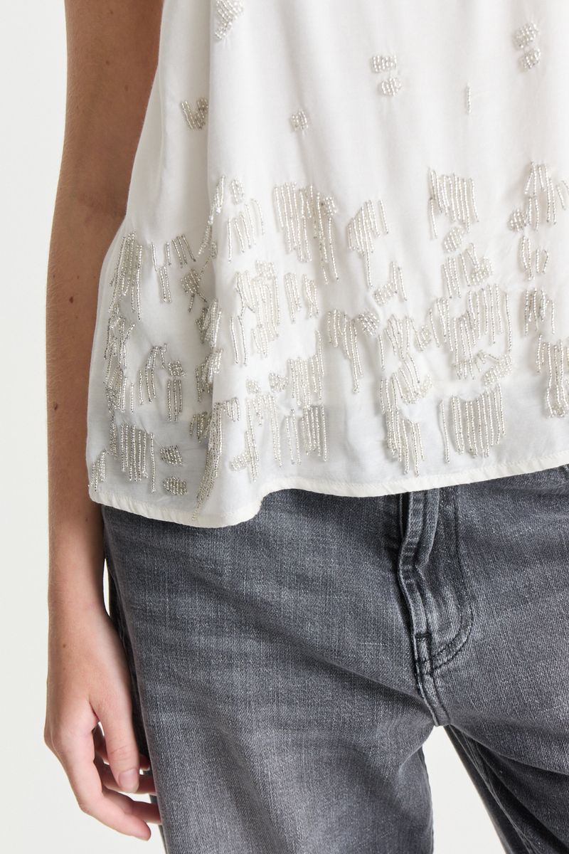 TOP EMBROIDERY NIGHT