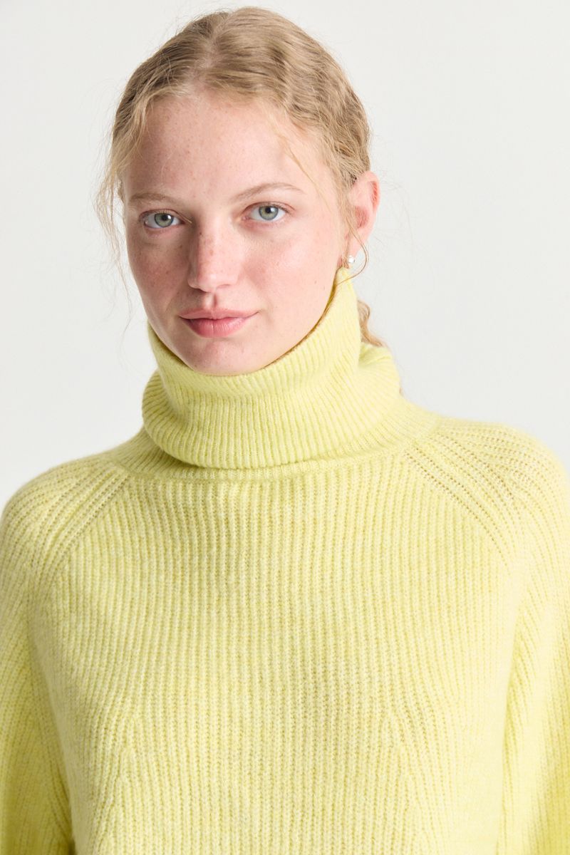 SWEATER POLERA LOLA NEW