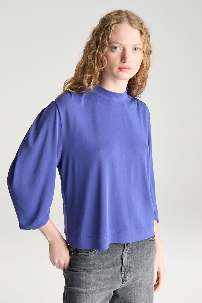 REMERA ROMANTIC ZIPPER