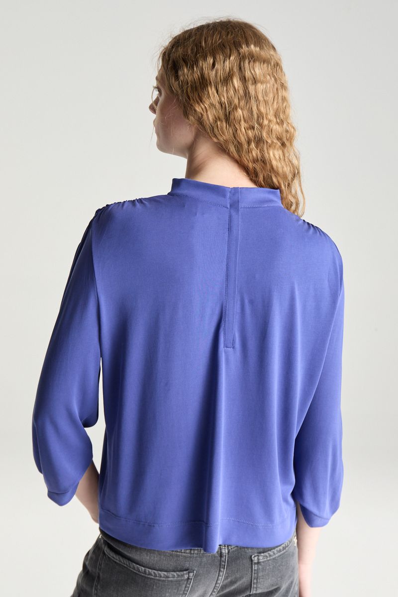 REMERA ROMANTIC ZIPPER