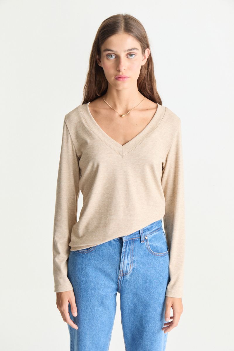 REMERA V NECK NIKKIE