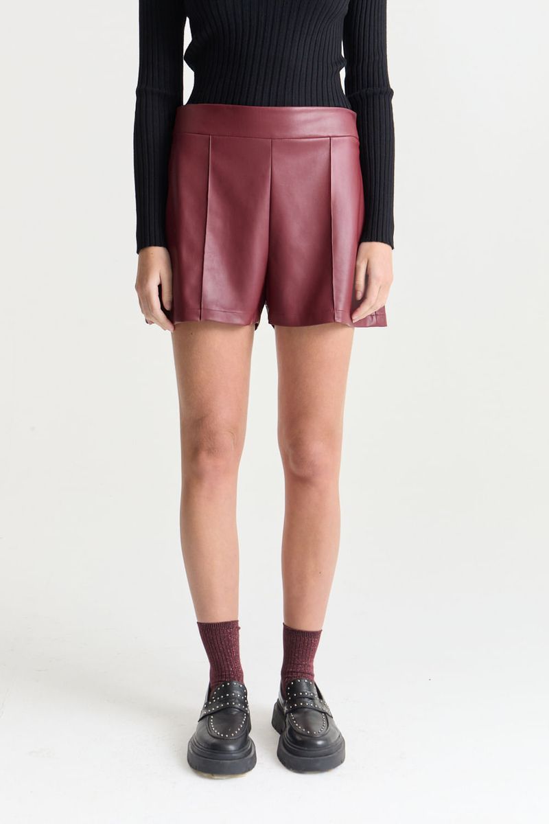 SHORT VEGAN LEATHER