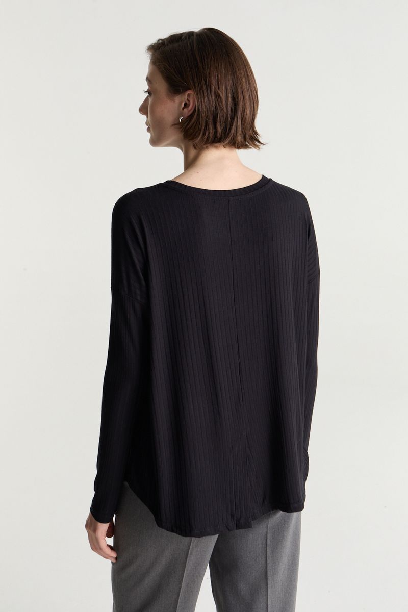 REMERA OVER ADELE
