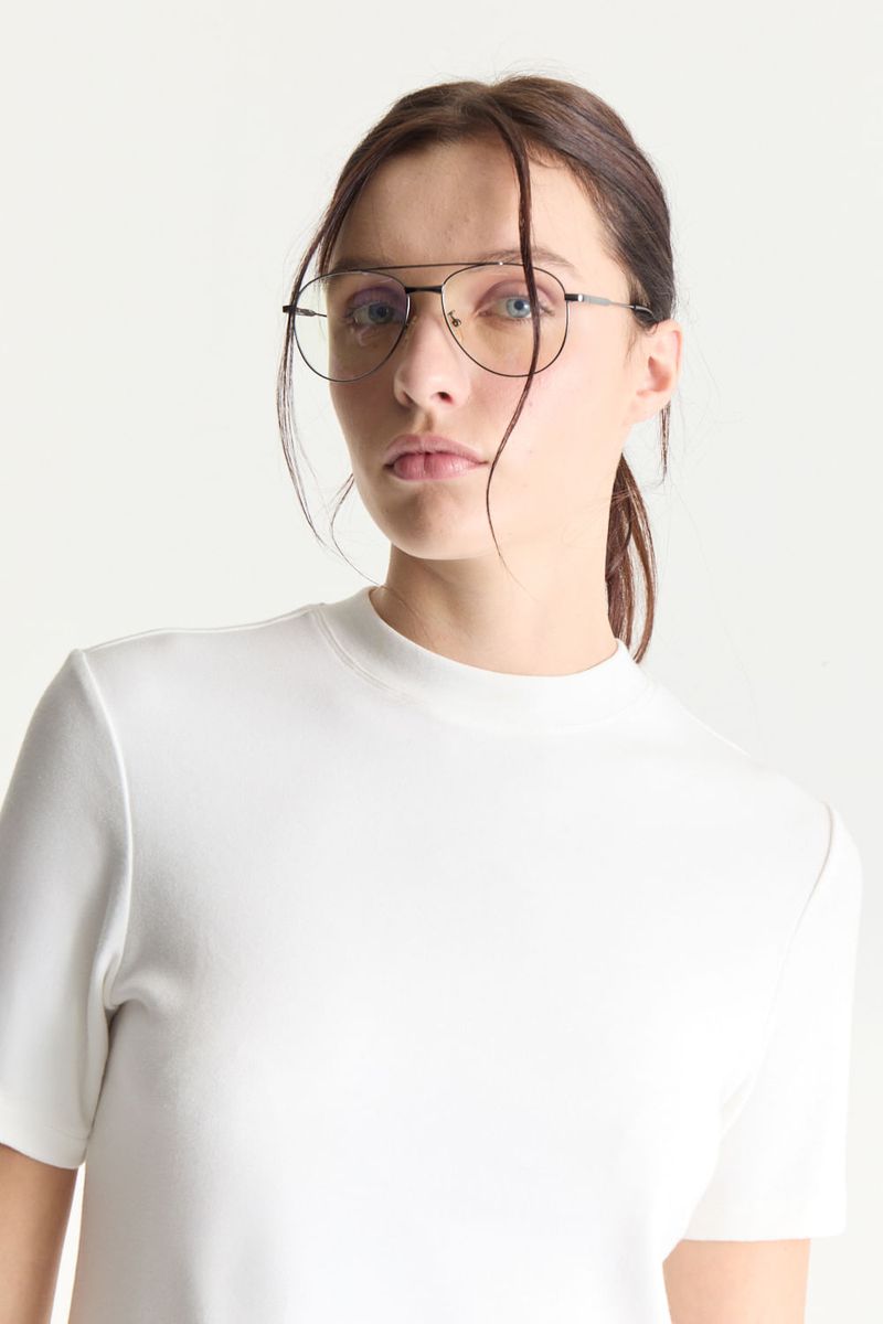 REMERA RIBB NIKKIE