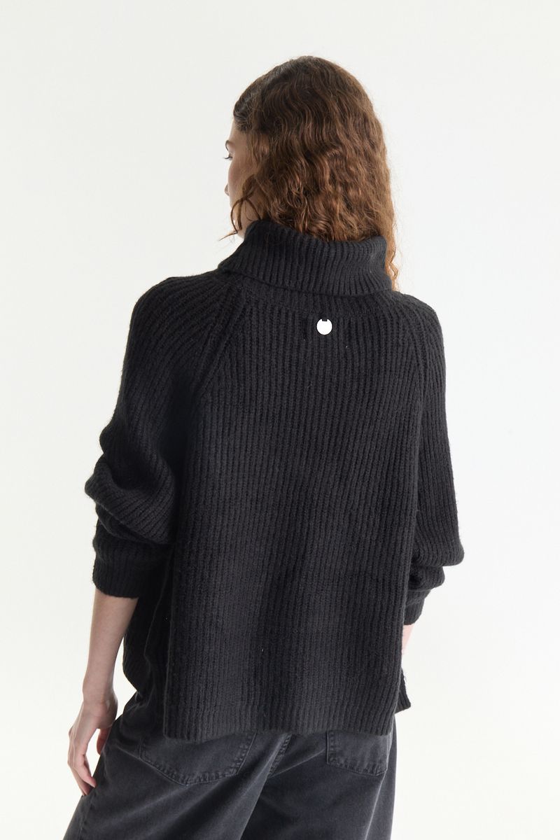 SWEATER POLERA LOLA