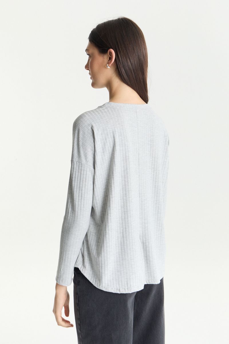 REMERA OVER ADELE