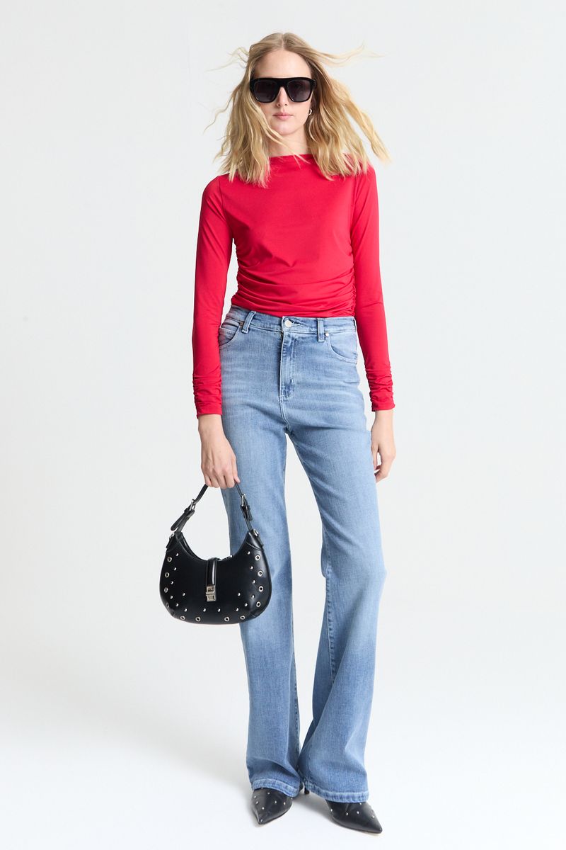 REMERA STRAIGHT NECK RUCHED