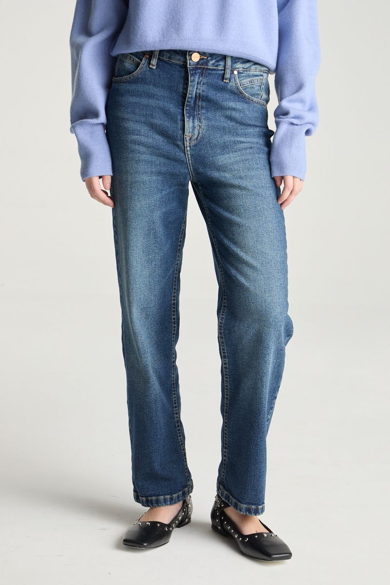 JEAN KATE STRAIGHT