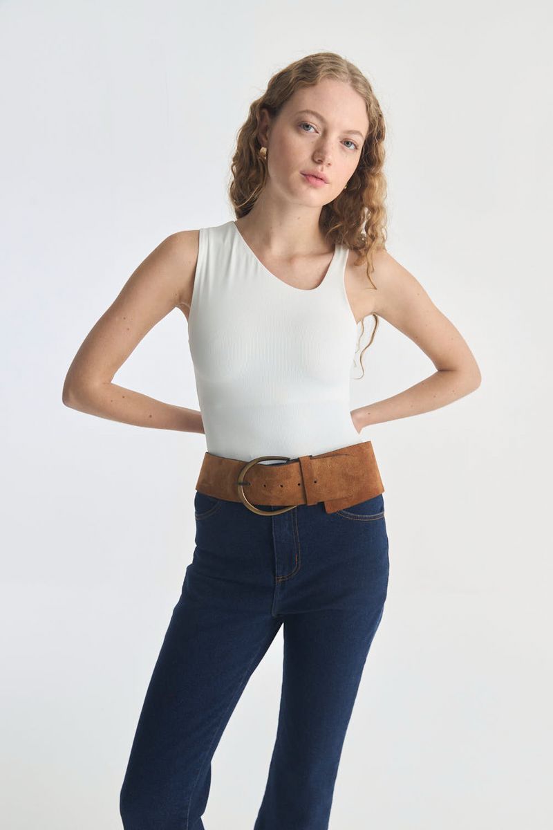 BODY RIBBED TWIST CYRUS