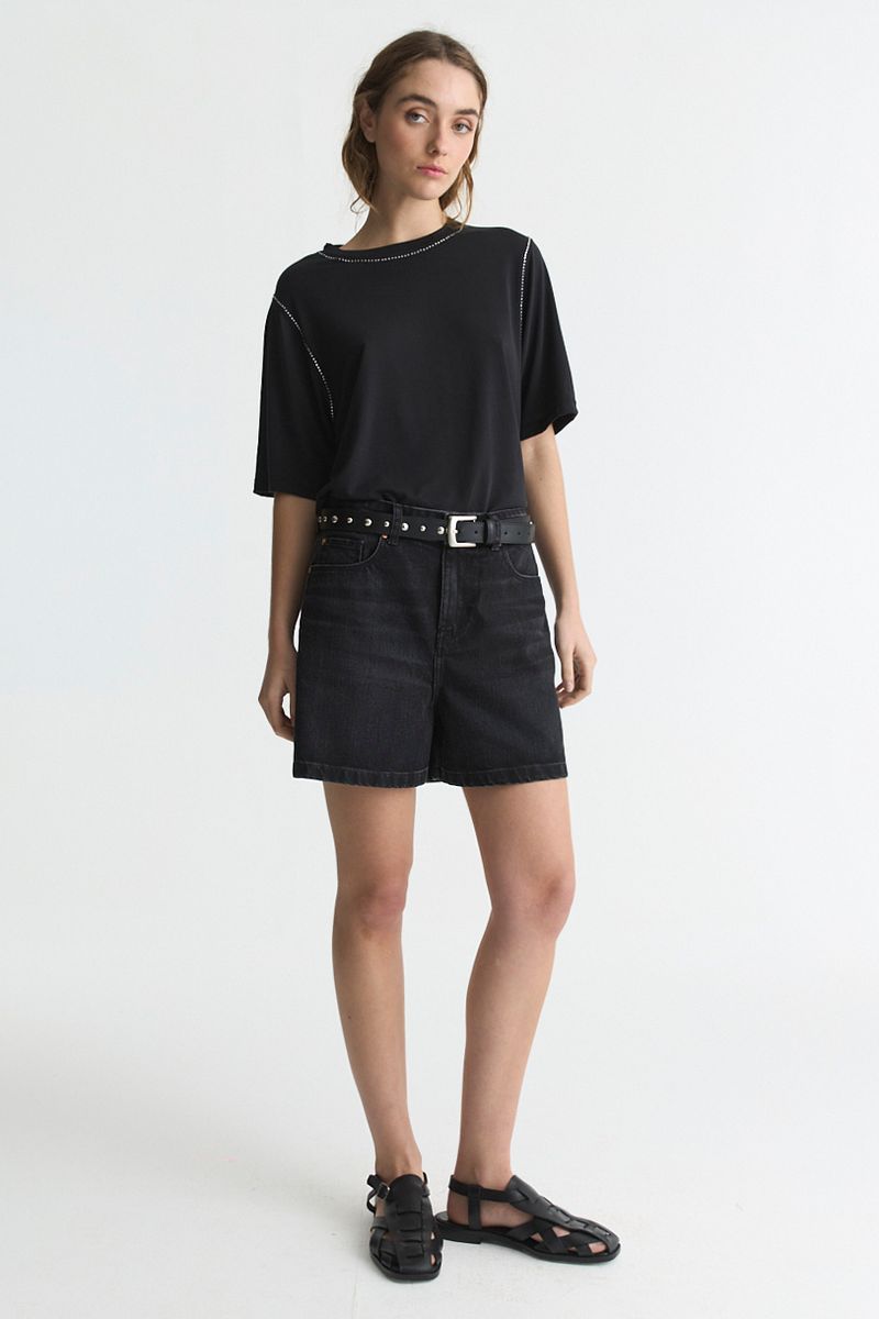 REMERA EMBELLISH AVA