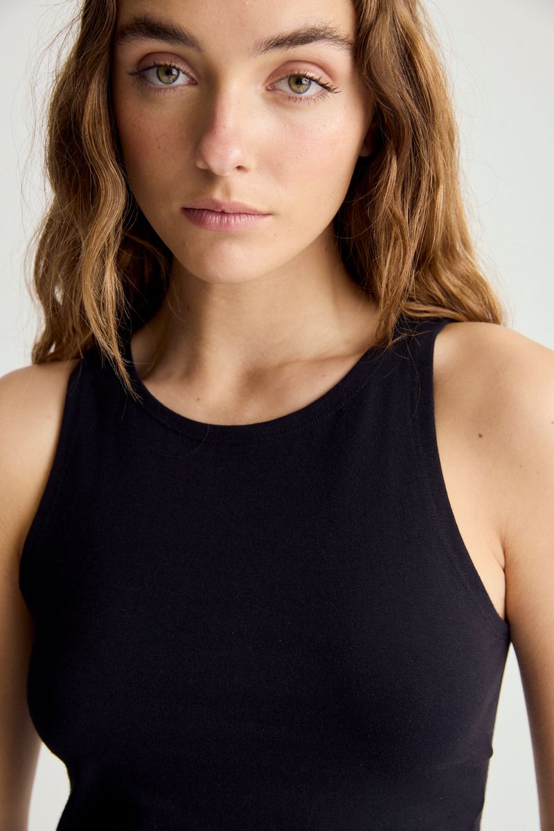 MUSCULOSA BASIC CROP