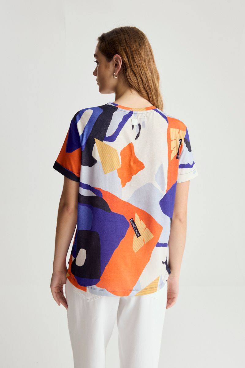REMERA FULL PRINT CELESTE NAJT
