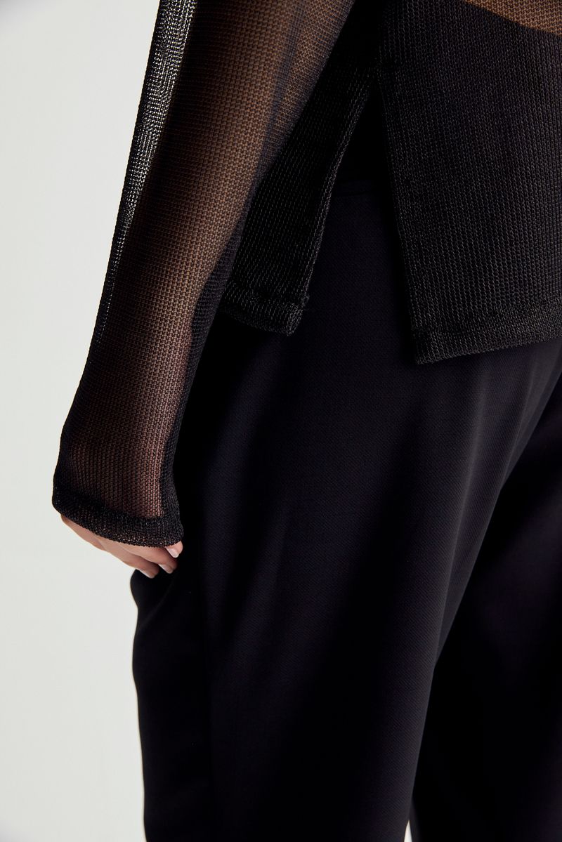 REMERA ML OVER MESH