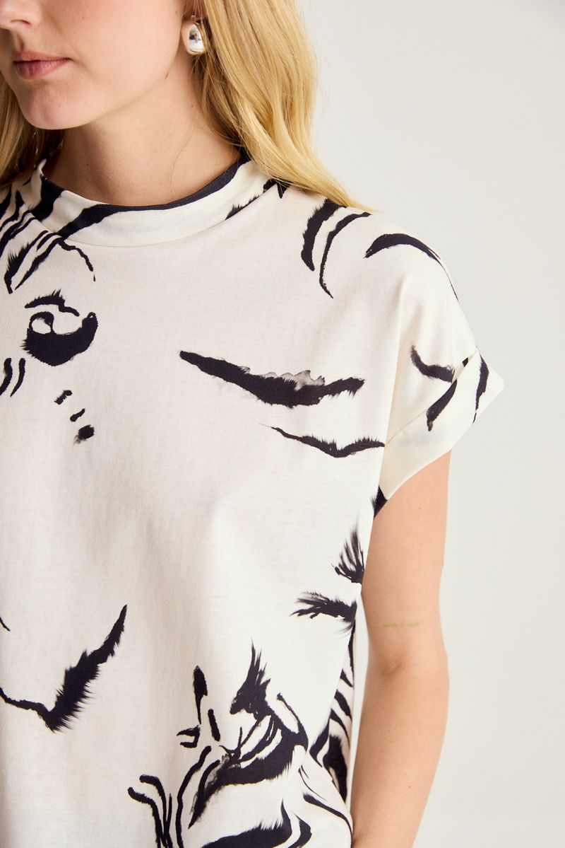 REMERA FULL PRINT MALASIA
