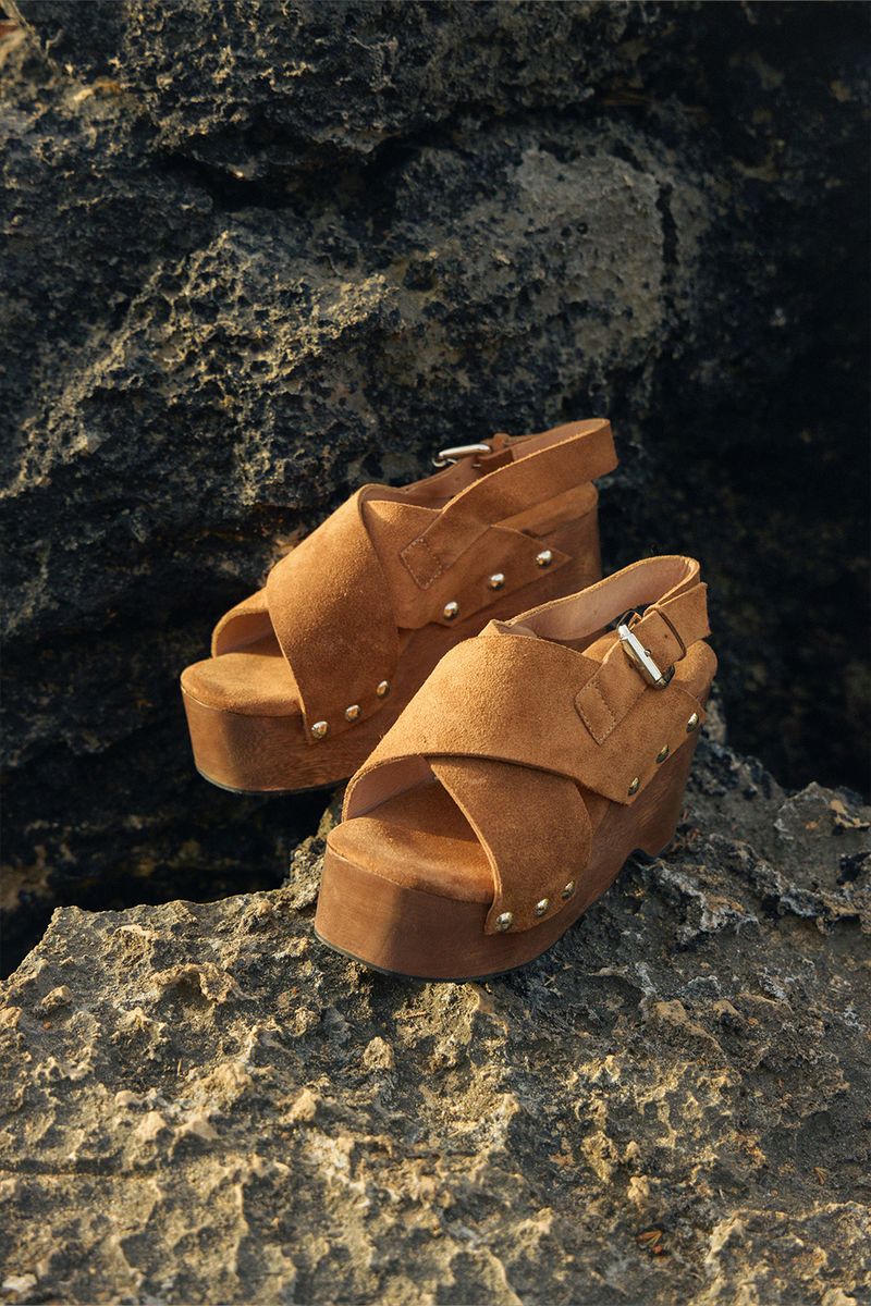 SUECO  SUEDE FOLK