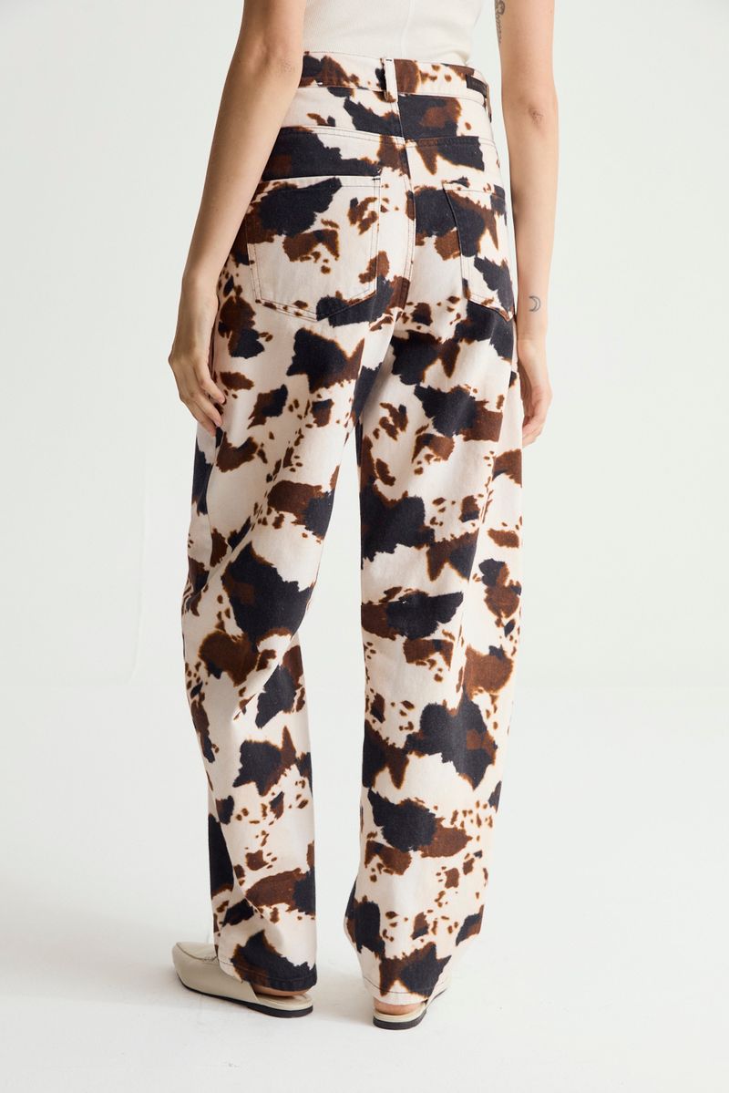 JEAN LYLA COW