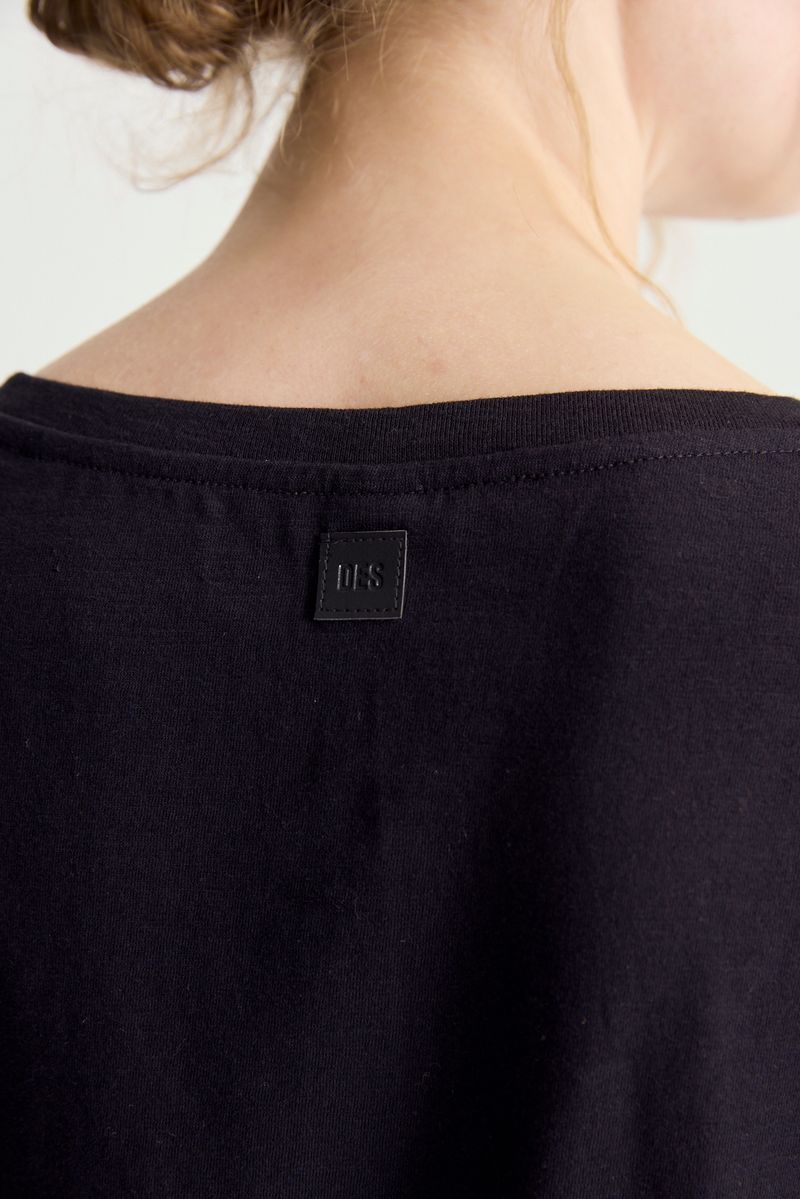 REMERA BASIC FLAME BEE