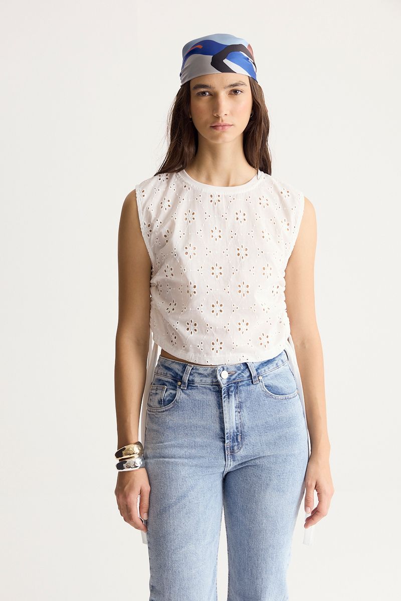REMERA BRODERIE DOTS