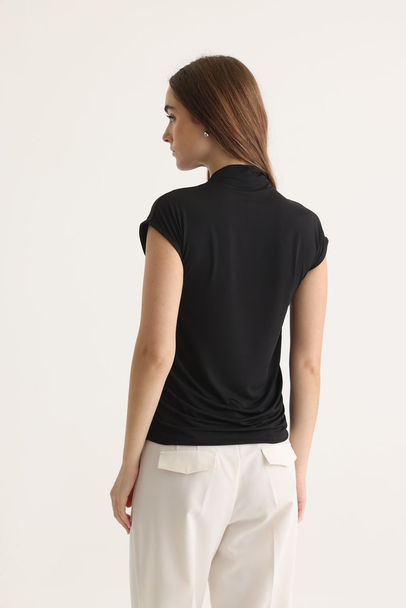 REMERA TURTLE RUCHED