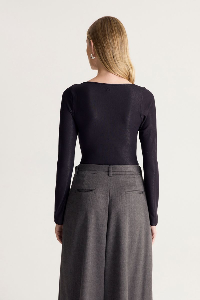 REMERA RIBBED GLOW KIM