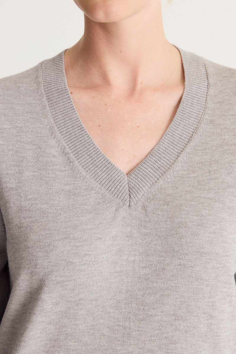 SWEATER V NECK PORI
