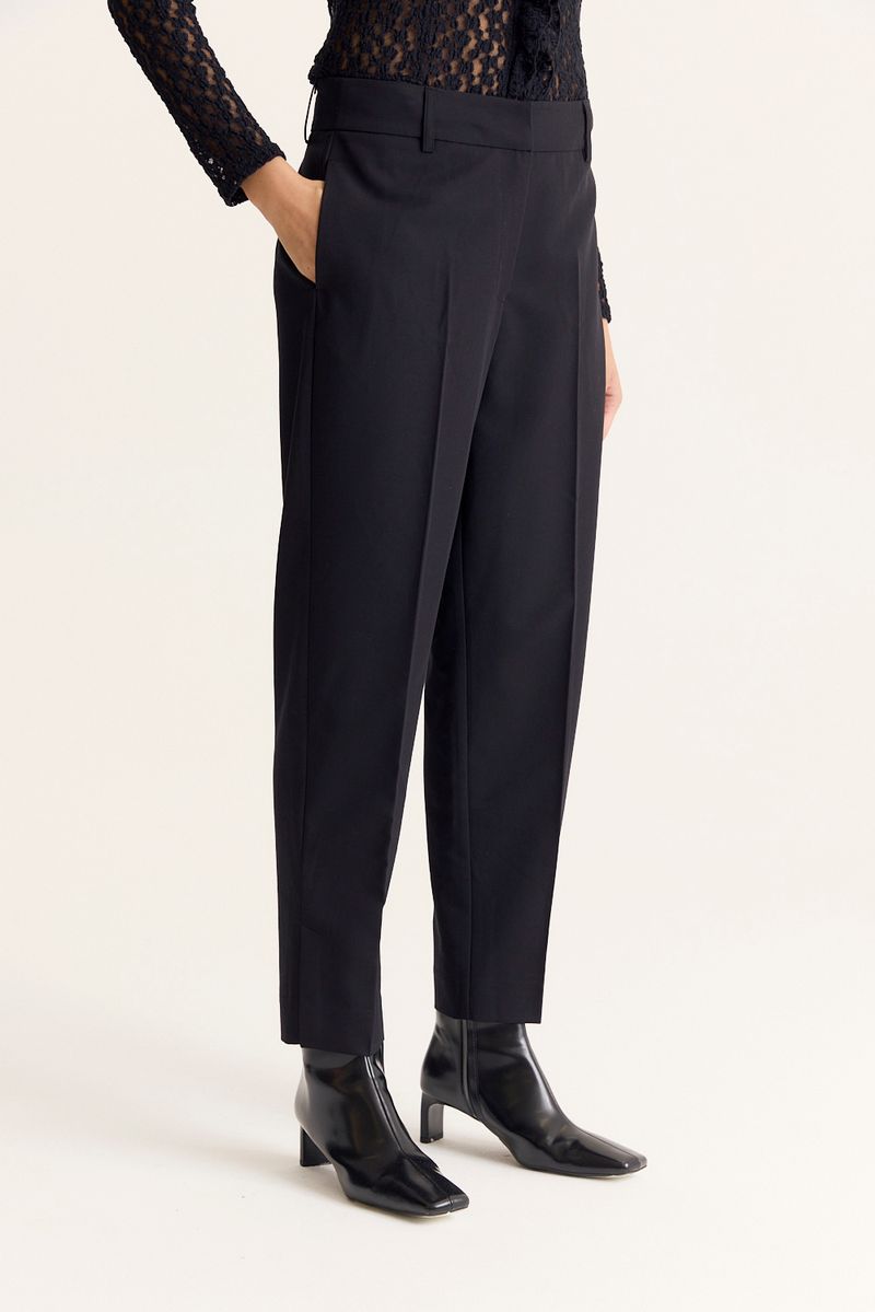PANTALON CAPRI ESCENCIAL
