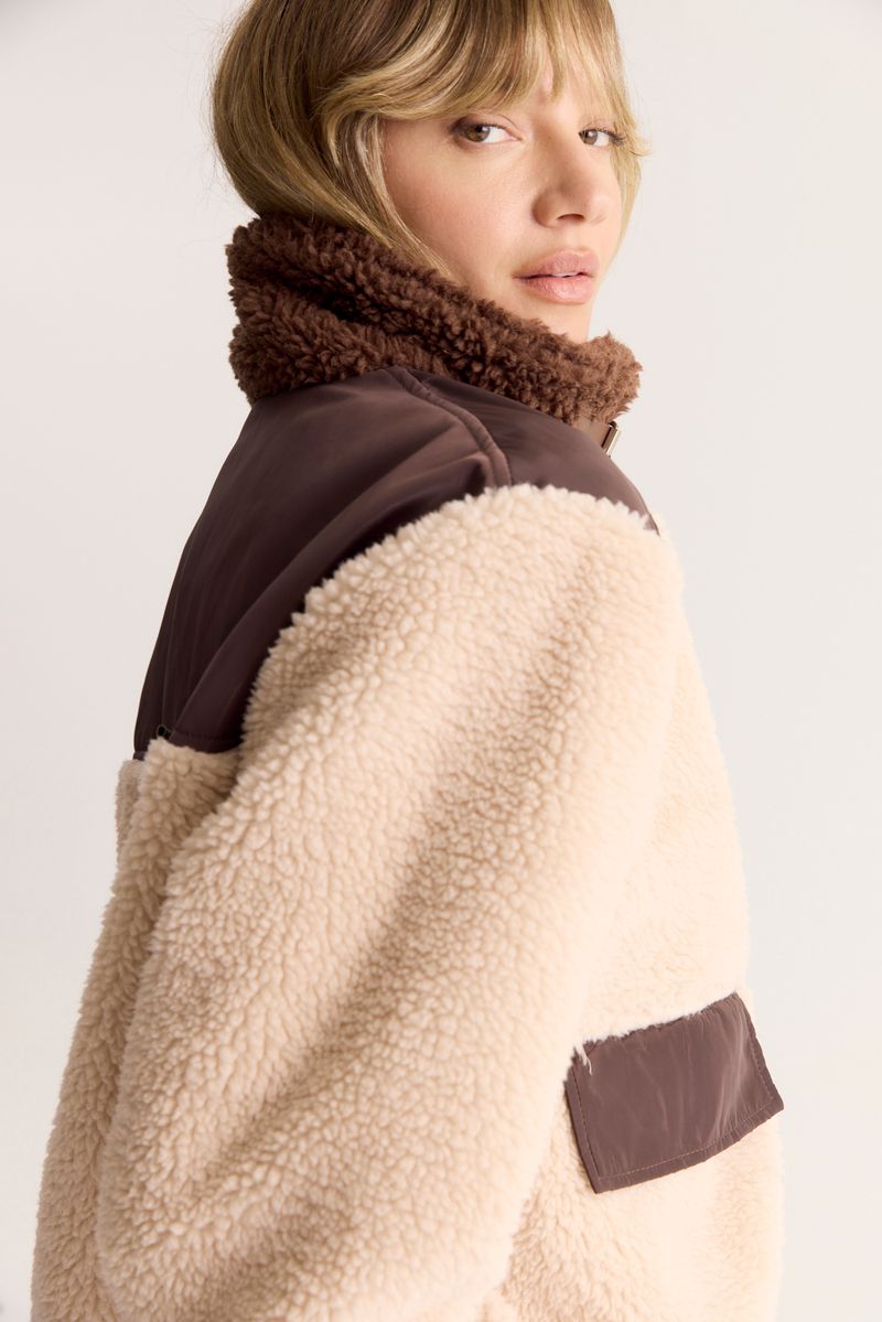 CAMPERA SHERPA RUSIA