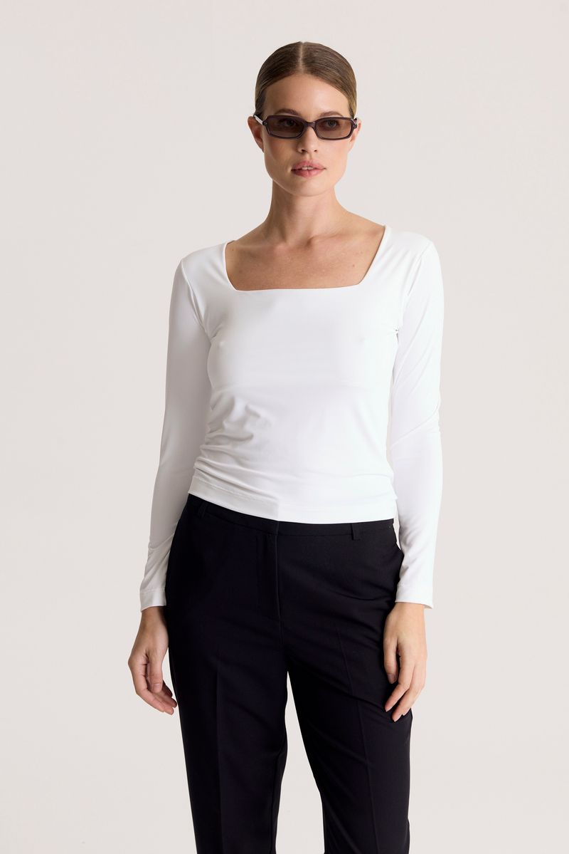 REMERA SQUARE NECK AMELIE