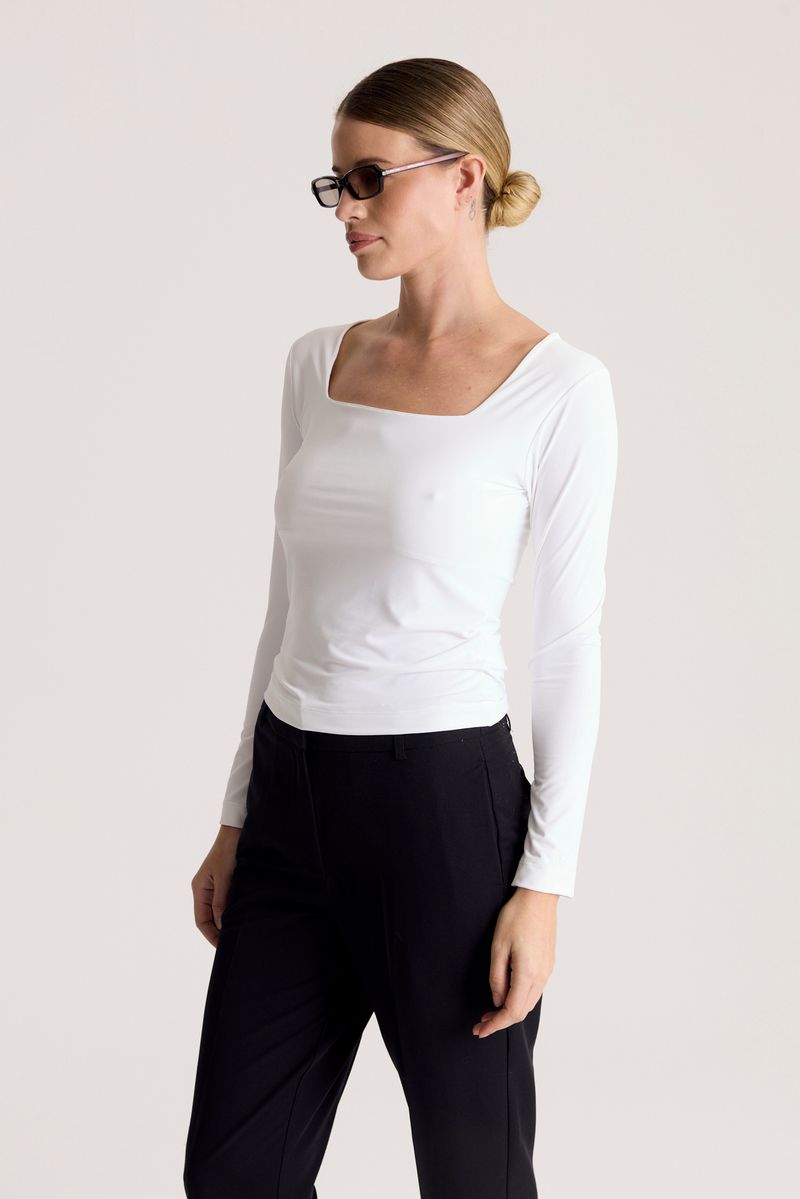 REMERA SQUARE NECK AMELIE