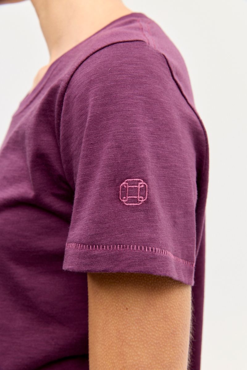 REMERA PIMA FLAME ESSENTIAL