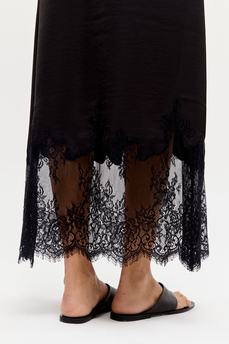 POLLERA SATEN LACE