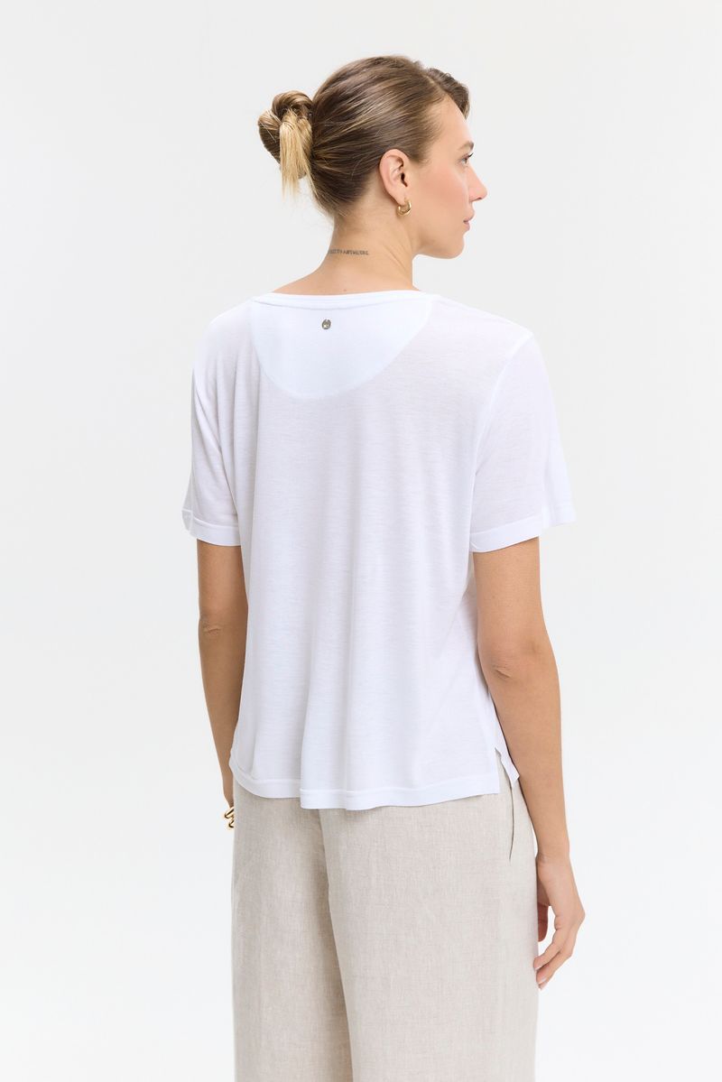 REMERA BLACK EYE