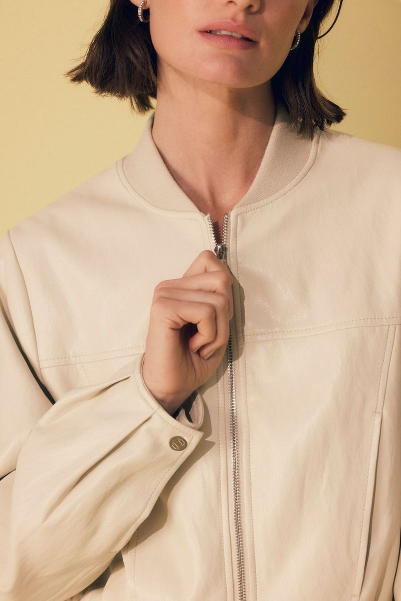 BOMBER LIGHT LEATHER