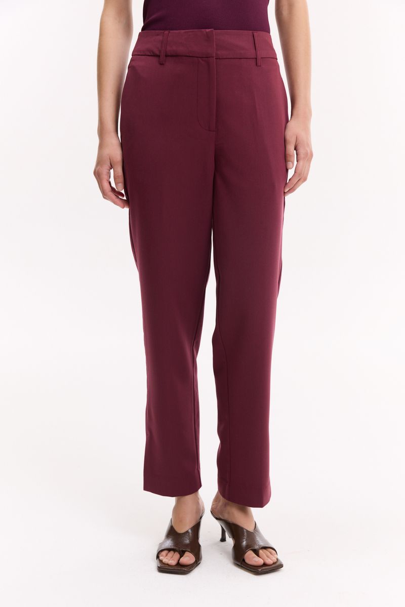 PANTALON CAPRI ESENCIAL